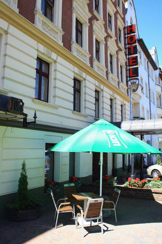 W Starej Kamienicy Hotel Gniezno Ngoại thất bức ảnh